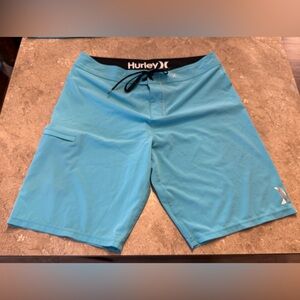 New never worn Hurley Phantom Shorts. 20”, Size 34.